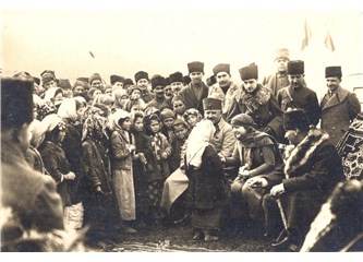 Bu ne haldir deli gönül