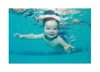 "Suyu sevdiricem!" diyenler, denizden korkutuyor çocuğu