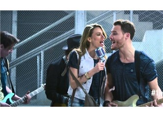Serenay Sarıkaya - Kerem Bursin aşkı tamamen reklammış!