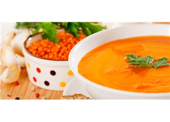 Çelebi usulü sebzeli kırmızı mercimek çorbası