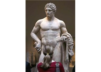 Ahlakı anlatan sanat olabilir ama sanatta ahlak olmaz