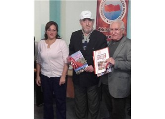 Adıgüzel Şair'e, Hikmet Okuyar şiire üstün hizmet ödülü verildi..