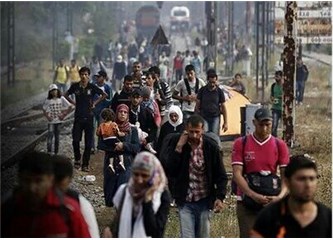 Mülteciler bile Türkiye'ye geri dönmek istemiyor, güvensiz diye.