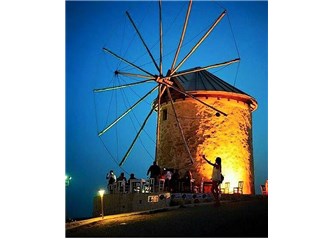 Alaçatı'da "Ot Festivali bahane, ama,"çılgınlık" şahane