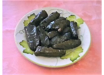 Zeytinyağlı yaprak sarması