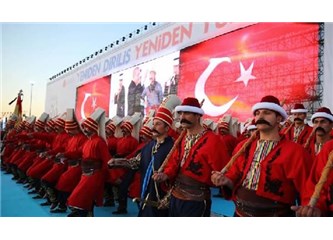Bugün İstanbul’un Fethi’nin 563. yılı kutlanıyormuş; sanki Ay’a gittik, savaşın kutlaması mı olurmuş
