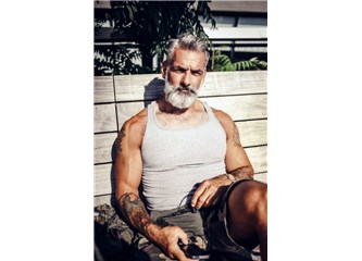 Erkeklerde 60’lı yaşlardaki kanlı canlı yakışıklı görüntü maalesef sağlıksızlığın göstergesi