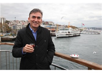 Gezegen Mehmet  "Vapurda Çay Simit Sohbet " programına konuk oldu