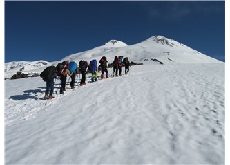Elbrus faaliyeti gerçeği