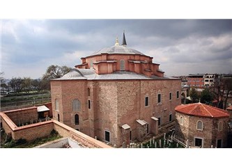 Küçük Ayasofya Camii Tarihi ve Mimarisi