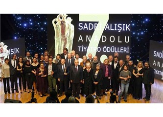7. Sadri Alışık Ödülleri Ankara'da sahiplerini buldu.