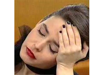 Pelin Batu'ya bakalım mı?