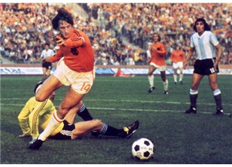 Futbol Tarihinin Unutulmaz Efsanelerinden Johann Cruyff'a saygı ile...