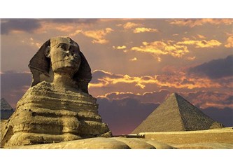 Kazancının %70’ini Firavunların Yaptırdığı Piramitlere Borçlu Olan Mısır, Firavunlara Karşı