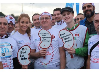 Ünlü Oyuncular Türk Böbrek Vakfı İçin Maraton Koştular