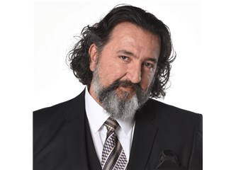 “Abla”dan Bir Kitap Yengeç Yürüyüşü; Bir de Gösteri, Aramızda Kalsın.