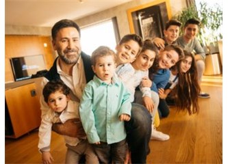 İzzet Yıldızhan'ın Üç Tane Eşinin Olması Eleştirilecek Konu Değil Ama Dokuz Çocuğu Eleştiririm