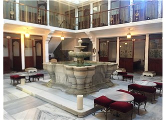 O Kurnadan Bu Kurnuya Hamam Sefası: Cağaloğlu Hamamı